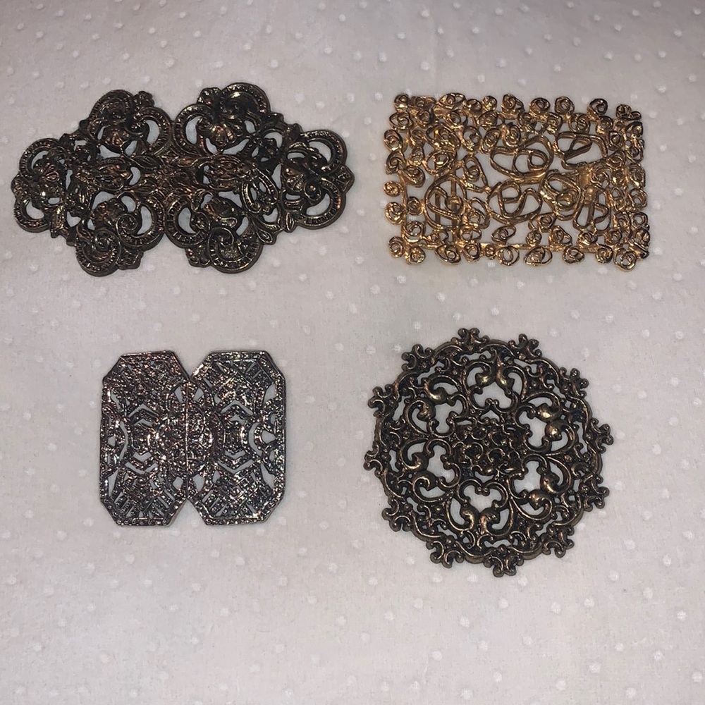 Decorative belt buckles set of 4